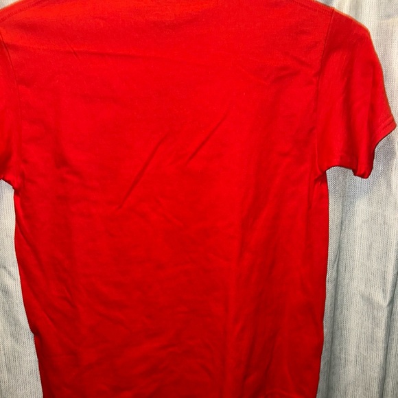 Gildan Red Graphic Tee with “#KIDSLIFE” design - Picture 5 of 5
